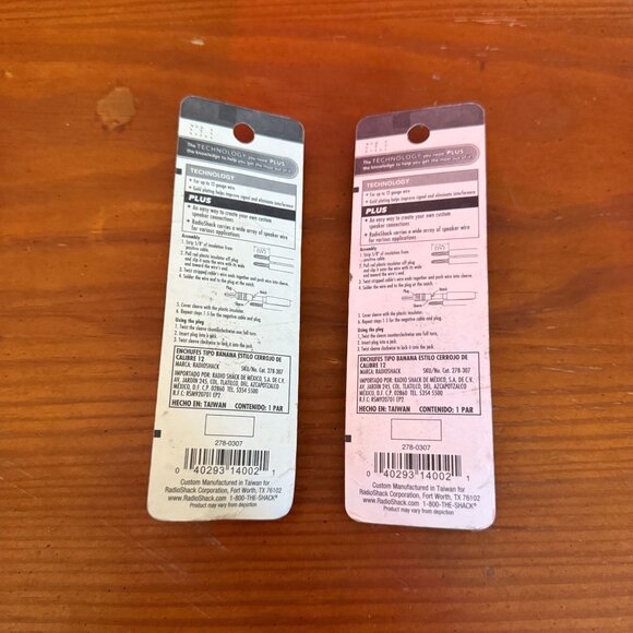 RadioShack 12-Gauge Locking Banana Plugs 278-307 - Picture 2 of 2